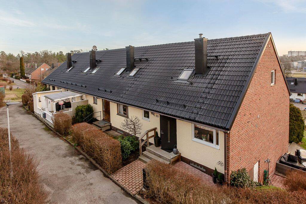 Lilla Sällskapets väg 103