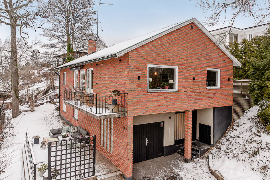 Segeltorpsvägen 24B