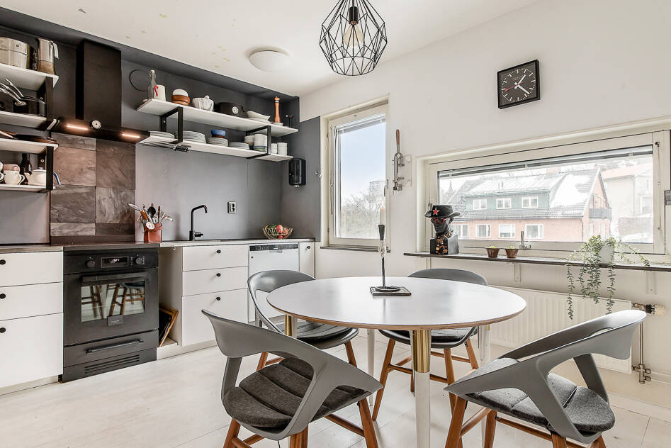 Blommensbergsvägen 130, 2 tr