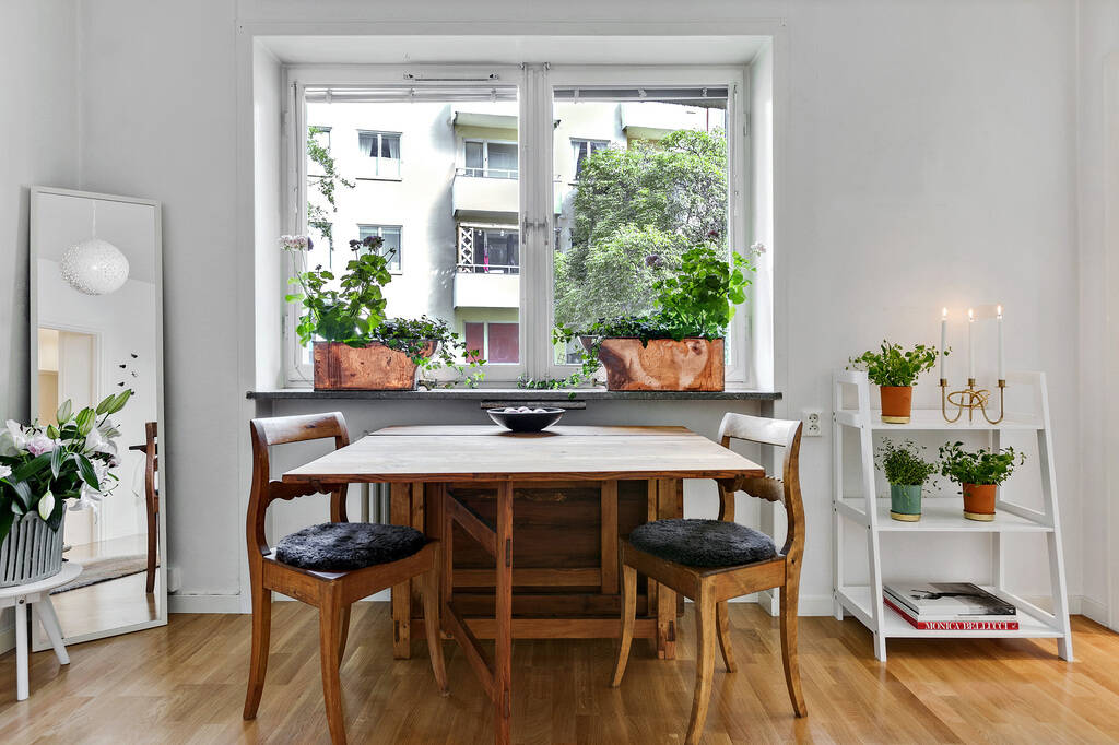 Strålgatan 23, Entréplan